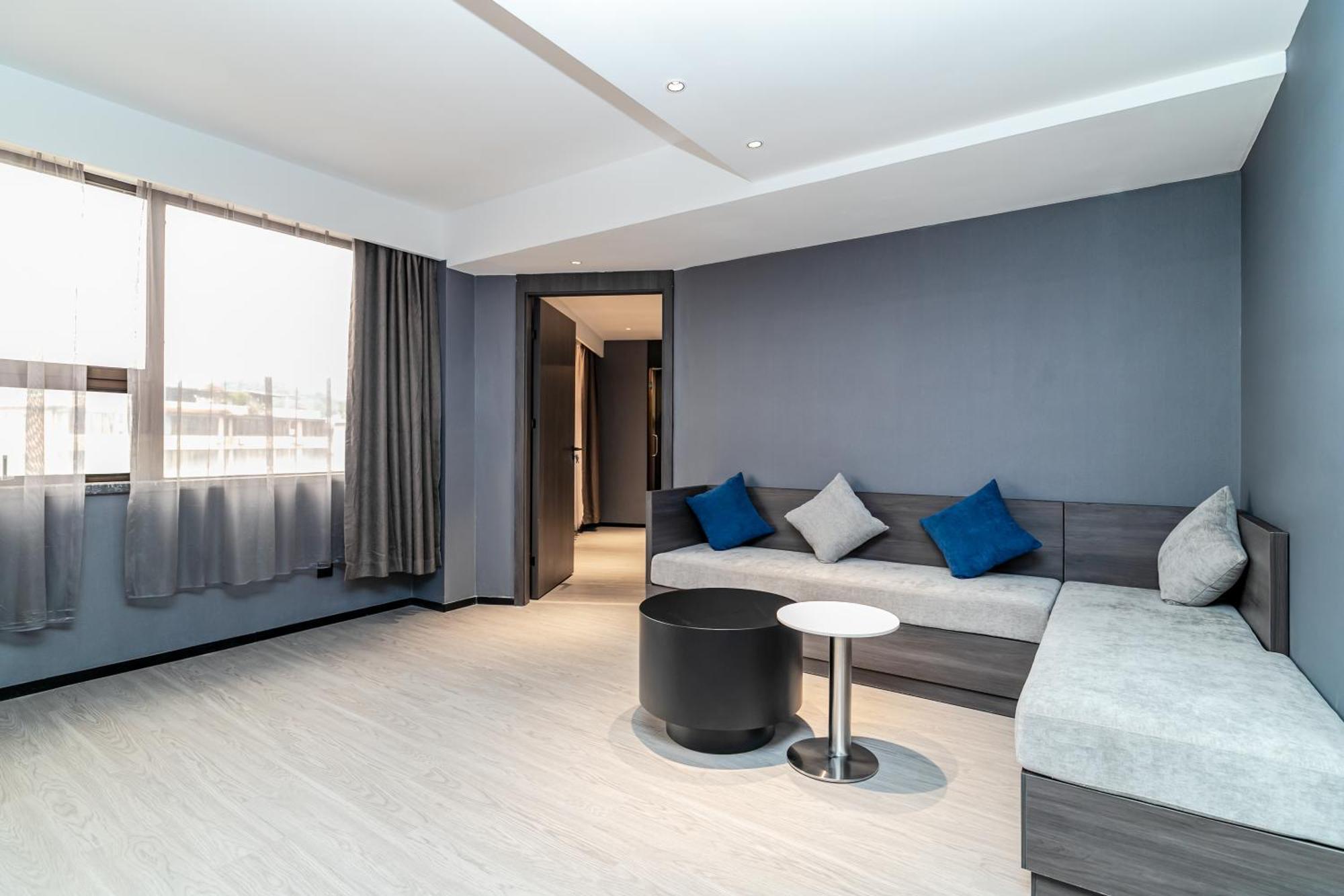 Insail Hotels Guangzhou Exterior photo